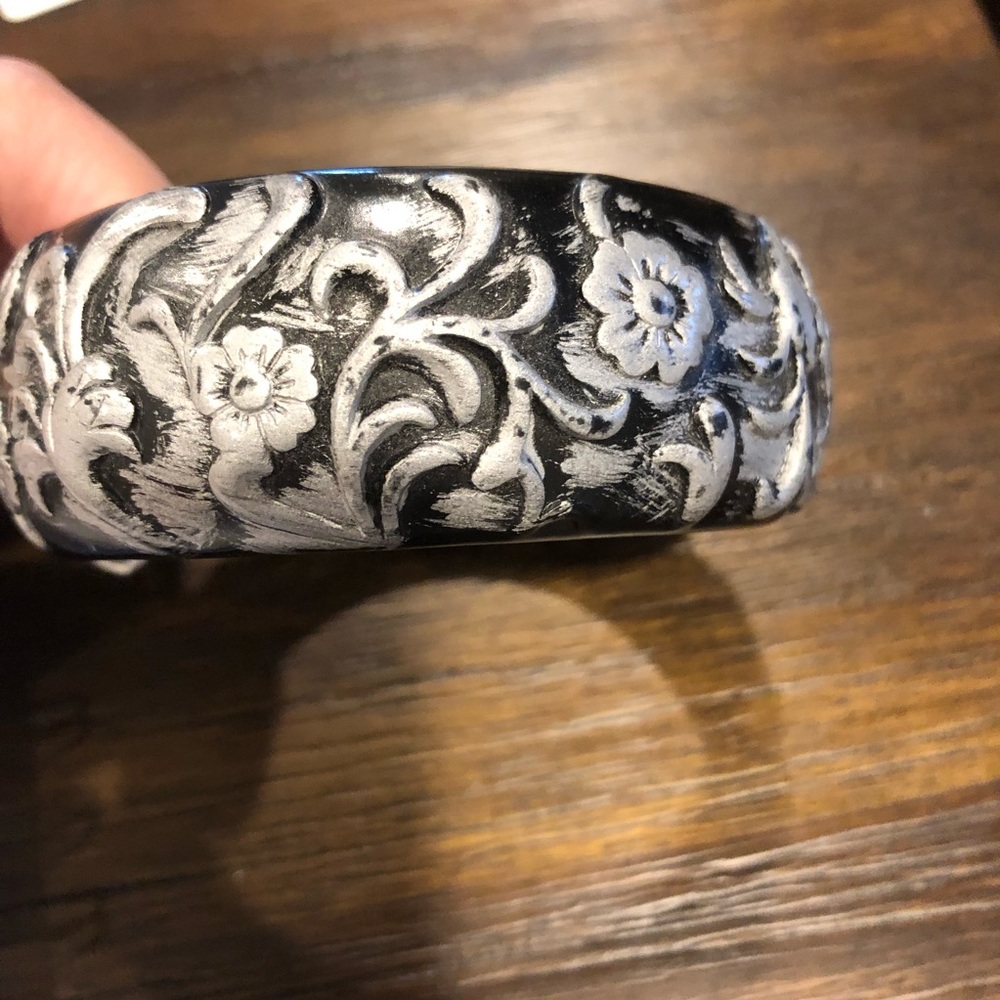 Floral Plastic Bracelet